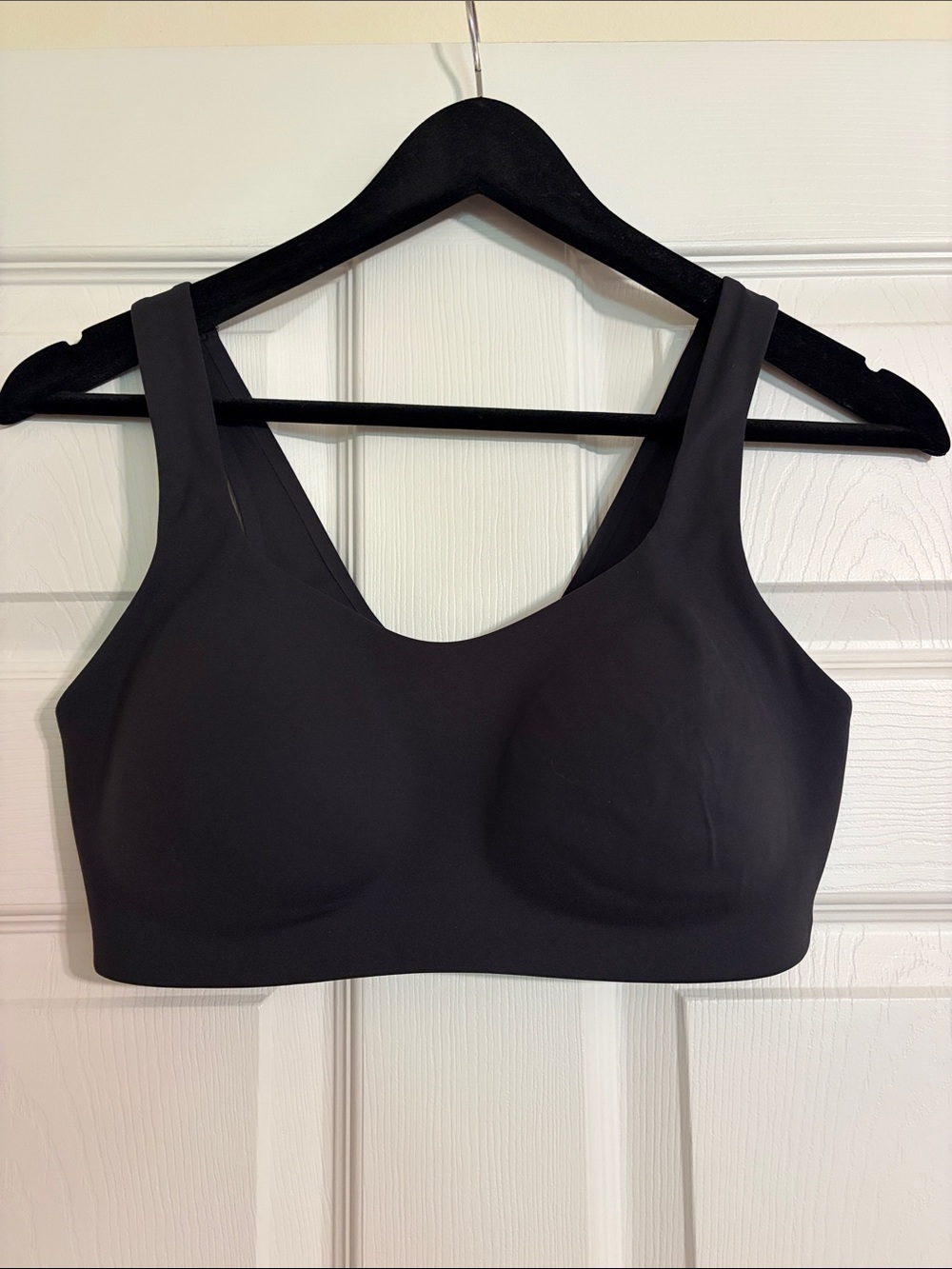HUUG Daily Embrace Wireless Pullover Bra Black Seamless Comfort - Size M